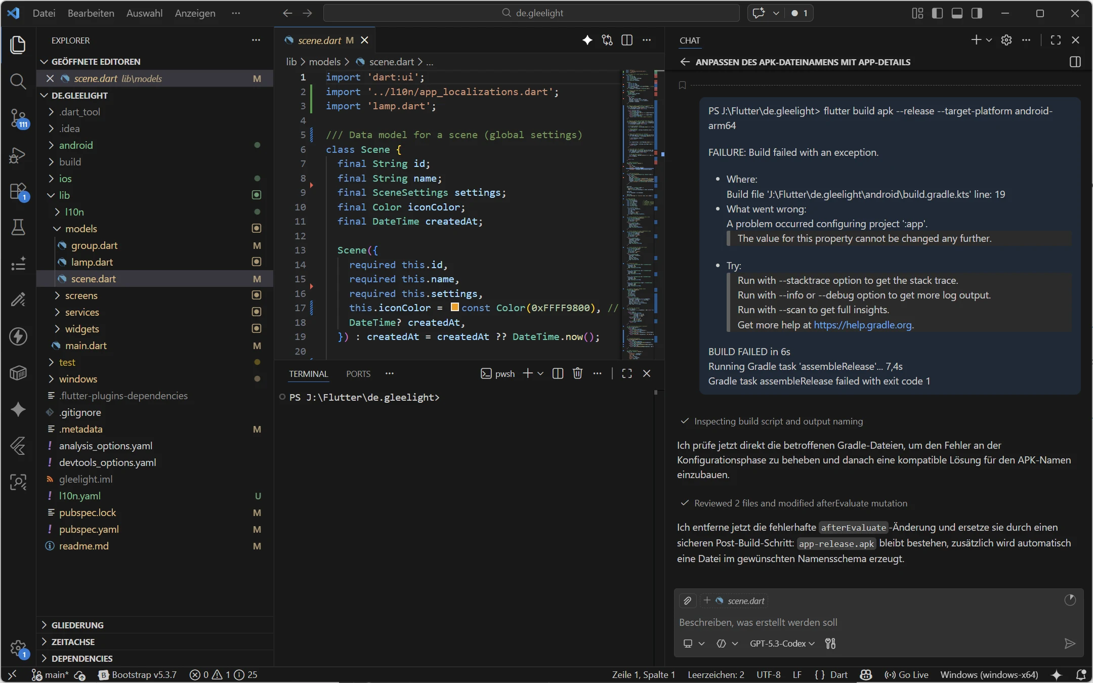 Visual Studio Code mit KI-Chat neben dem Quelltext